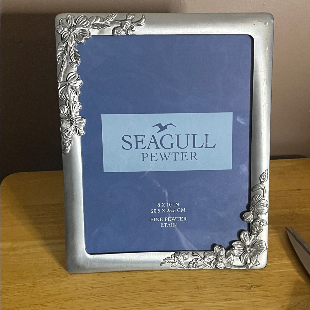 😄1990 large pewter picture frame 3D seagull